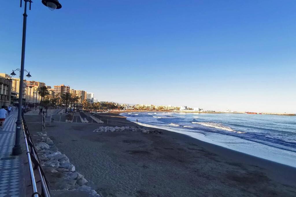 Beautiful Sea Views Cozy Apartment 350 M From Beach 베날마데나코스타 외부 사진