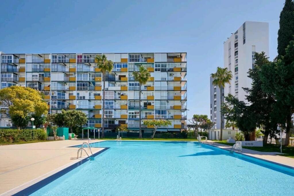 Beautiful Sea Views Cozy Apartment 350 M From Beach 베날마데나코스타 외부 사진