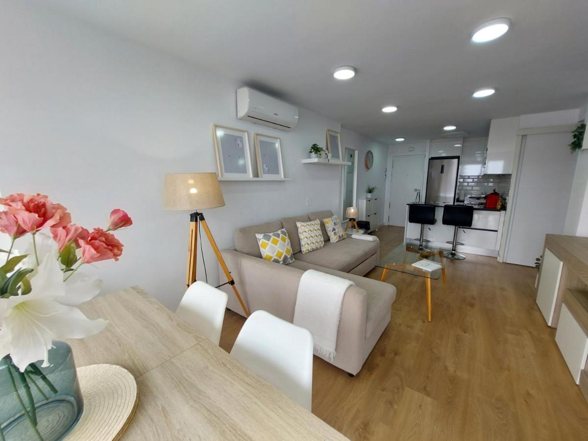 Beautiful Sea Views Cozy Apartment 350 M From Beach 베날마데나코스타 외부 사진