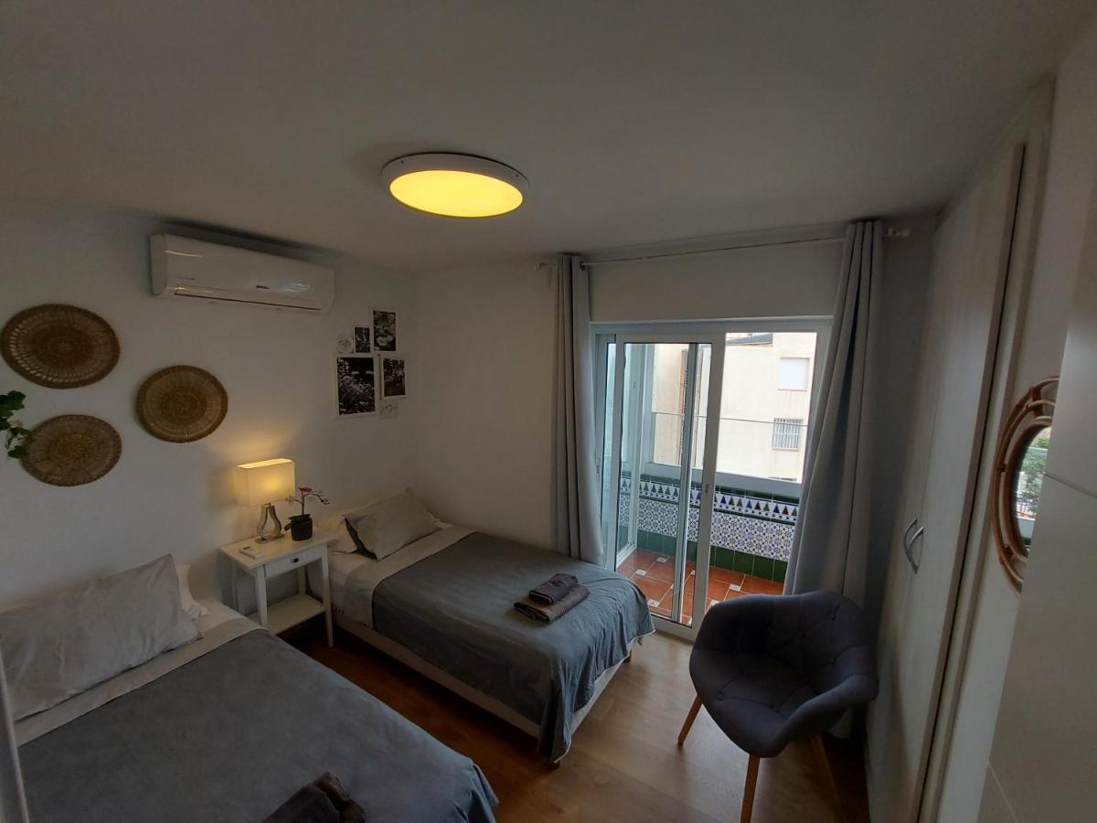 Beautiful Sea Views Cozy Apartment 350 M From Beach 베날마데나코스타 외부 사진