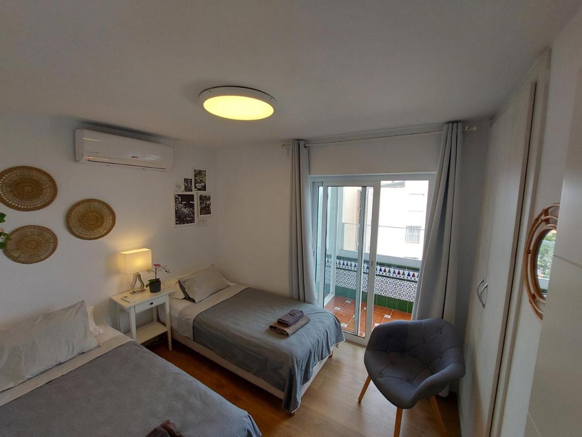 Beautiful Sea Views Cozy Apartment 350 M From Beach 베날마데나코스타 외부 사진
